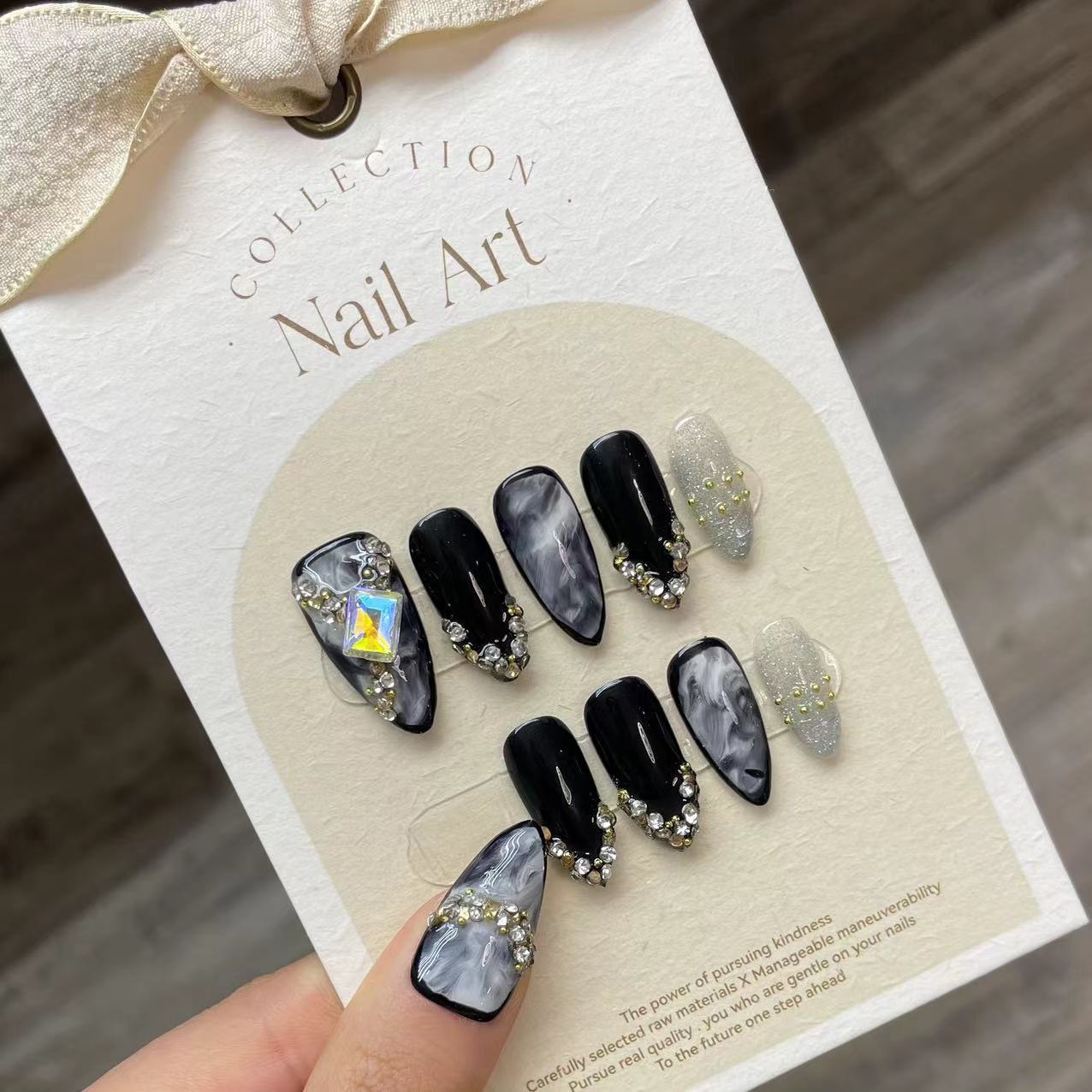 El yapımı çivi üzerinde basın  - Nail Art Press On incelemesi ve fiyatı
